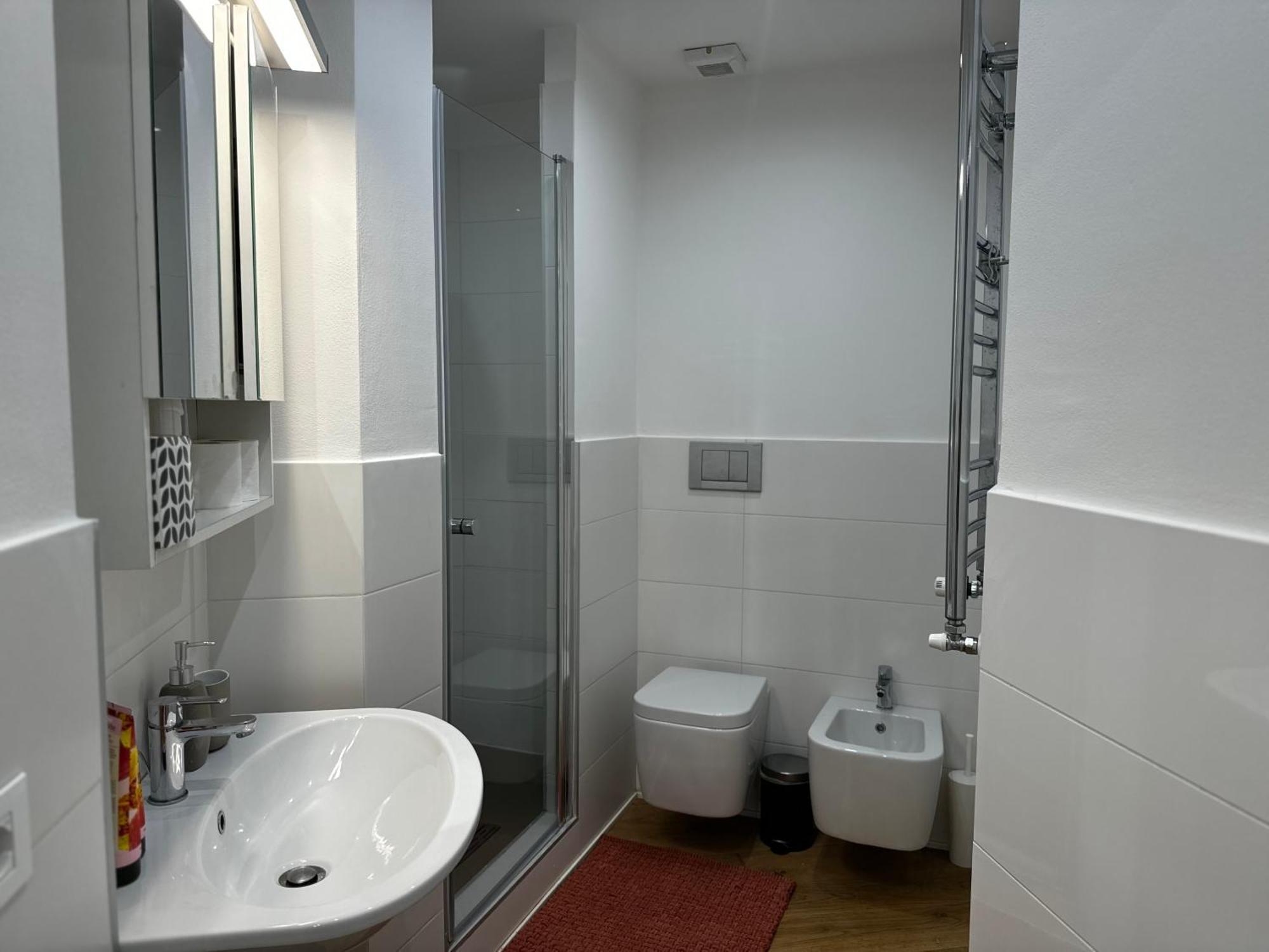 Apartment La Regina Delle Locazioni Accanto Bocconi